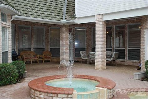 2nd image of 2700 Meadowview Dr