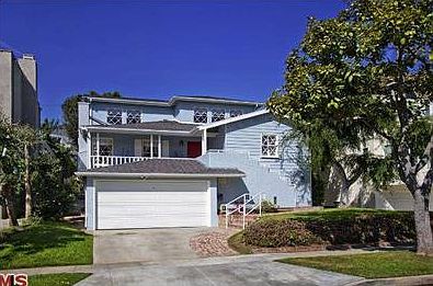 1st image of 2025 Fairburn Ave