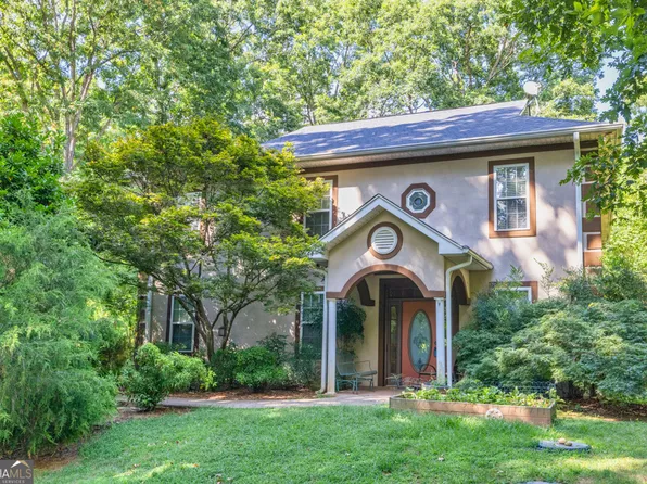 3804 Pine Tree Ln, Gainesville, GA 30501