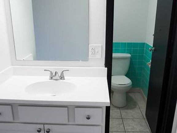 3rd image of 1408 Buffalo Jones Ave #221