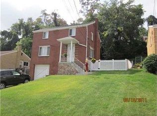 1431 Overdale Dr, Homestead, PA