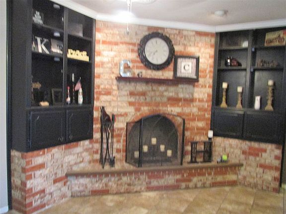 4th image of 318 Eastwood Cir
