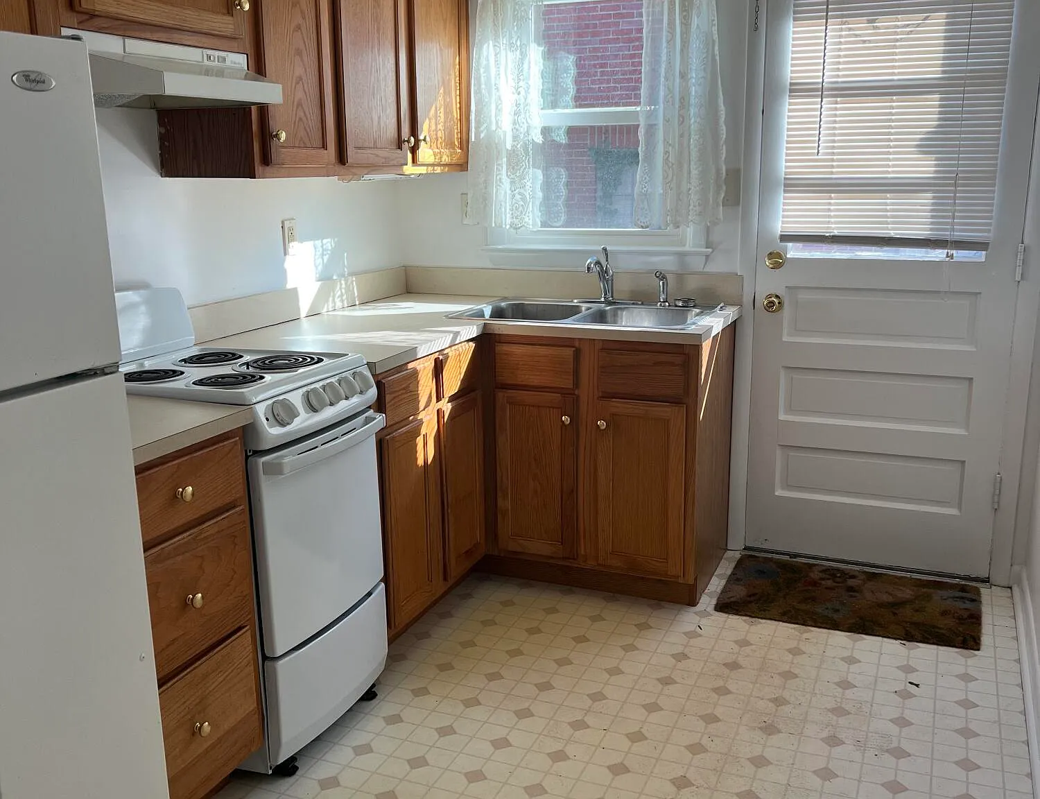 2 bed, 1.0 bath, 800 sqft, $1,495 — Photo 4