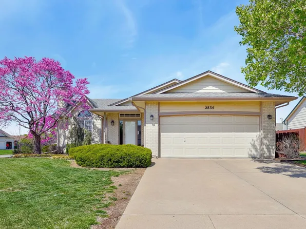 2834 N Meadow Oaks Ct, Wichita, KS 67220