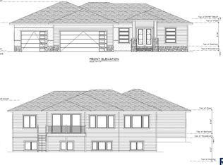 5509 E Morningside Cir, Sioux Falls, SD 57110