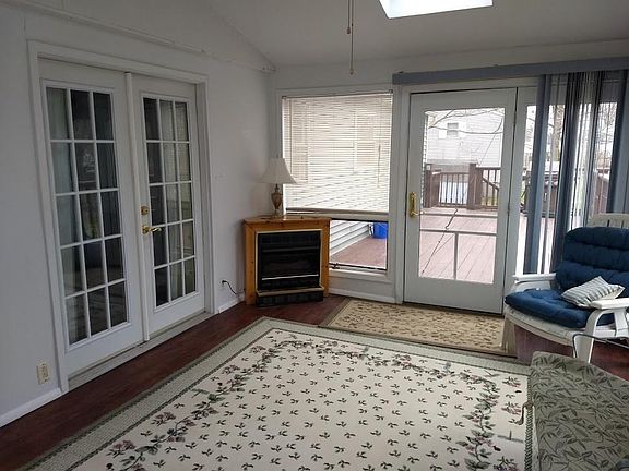 4th image of 4255 Heather Dr