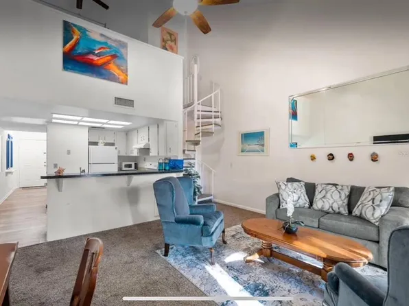 20800 River Dr APT A34, Dunnellon, FL 34431