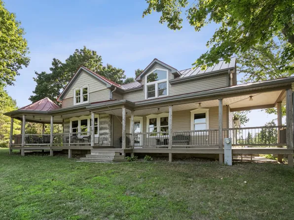 8122 Morrison Rd, Greenleaf, WI 54126