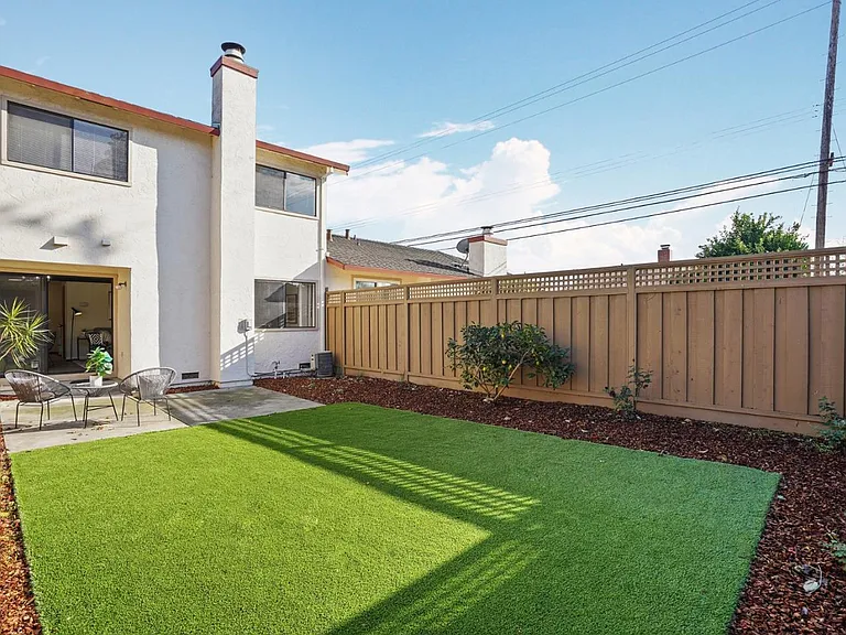 2014 Acacia Ct — Photo 15