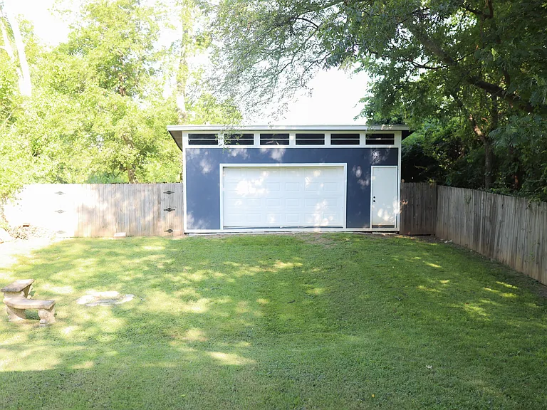 3038 Hillside Rd — Photo 22