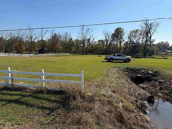 3rd image of B 2 Patin Dyke Rd