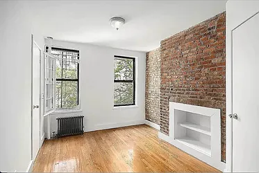 209 East 4th Street