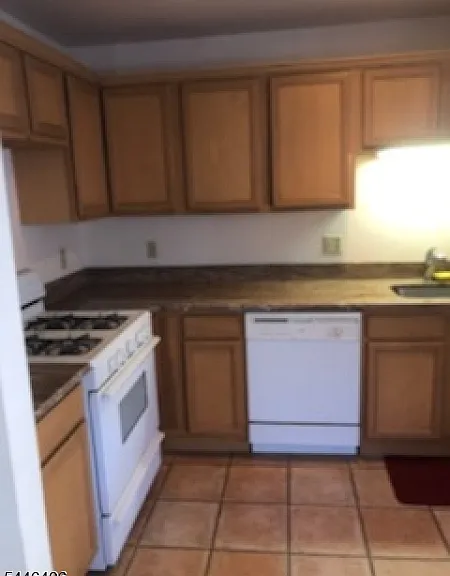 151 Valley Rd #D — Photo 4