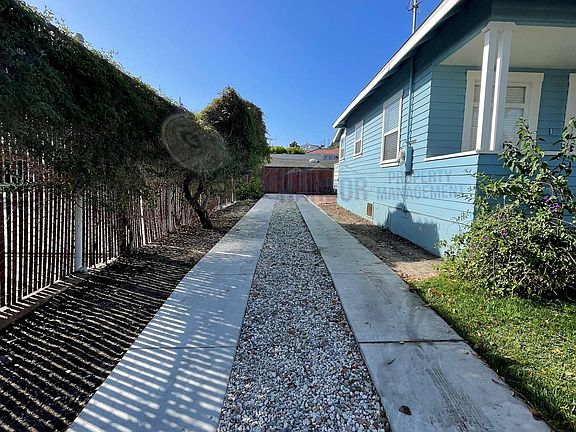 2nd image of 635 W 32nd St