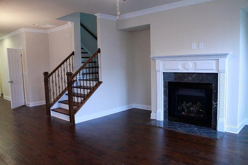 4 bed, 3.5 bath, 2800 sqft, $3,850 — Photo 3