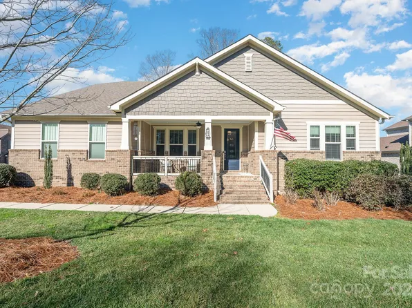 7817 Sandtrap Ln, Stanley, NC 28164
