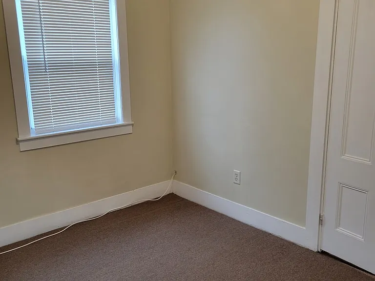 35 Plain St #2 — Photo 16