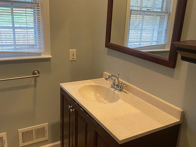 841 Candy Ln — Photo 3