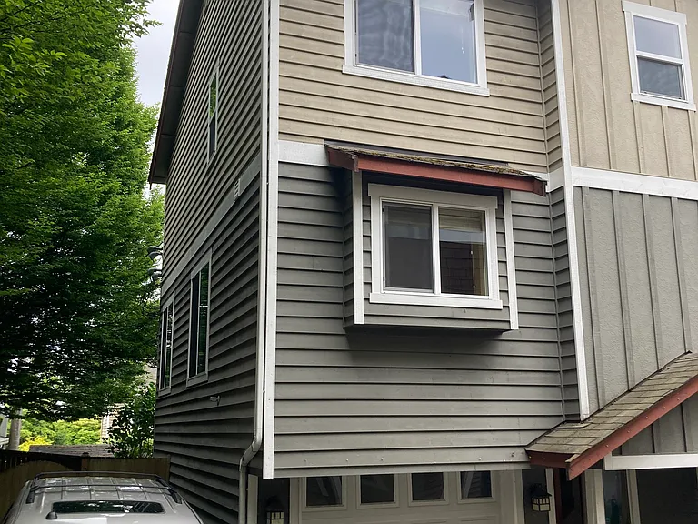 134 N 101st St — Photo 25