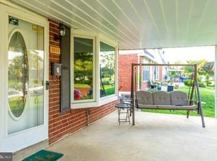 3444 Holyoke Rd, Philadelphia, PA 19114