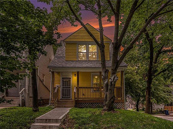 2nd image of 3601 Thompson Ave
