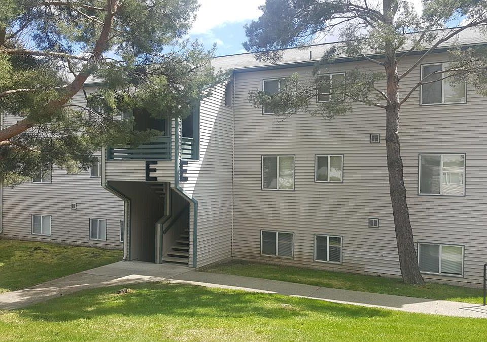 1st image of 921 SE Klemgard St APT E5