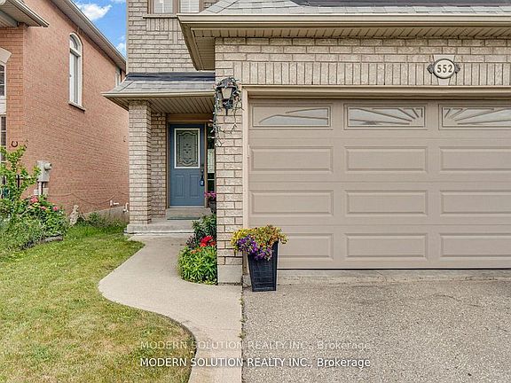 3rd image of 552 Wildgrass Rd