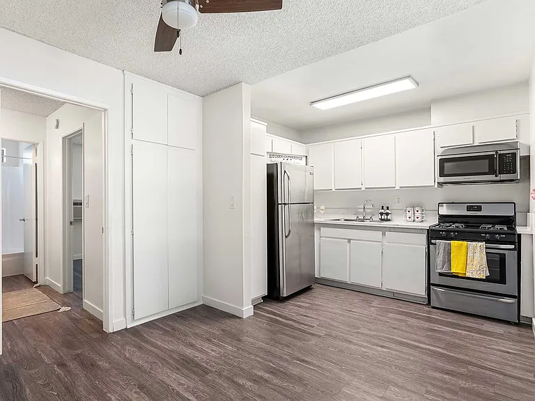 Weddington Apartments — Photo 5