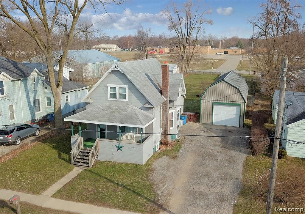 185 E State St, Montrose, MI 48457 Zillow