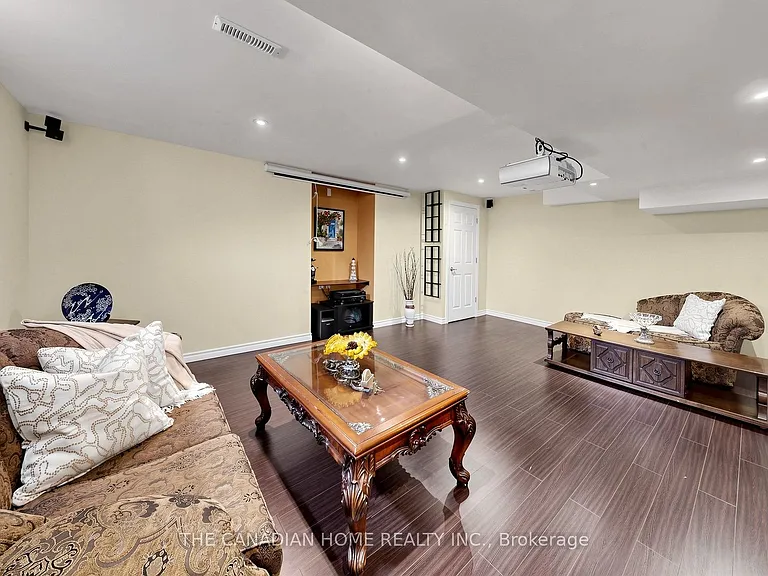 92 Clausfarm Ln — Photo 27