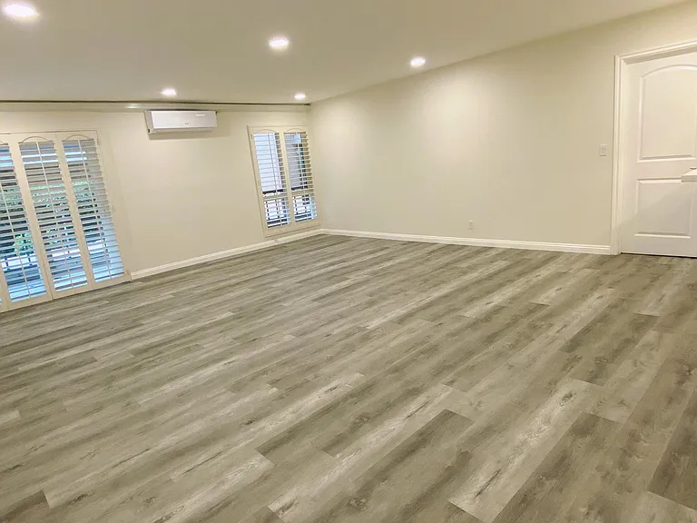 1127 E Del Mar Blvd #315 — Photo 3