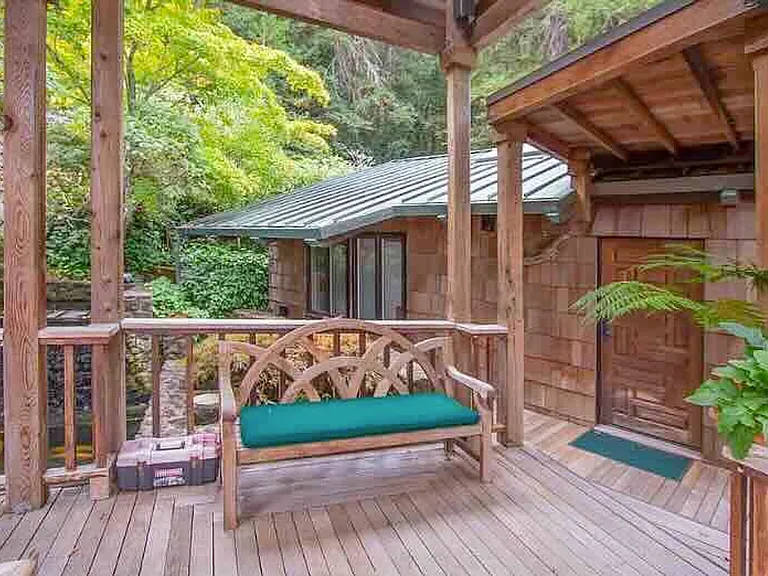 19 Spring Rd — Photo 15