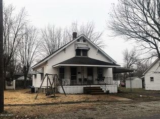 310 W 12th St, Metropolis, IL 62960