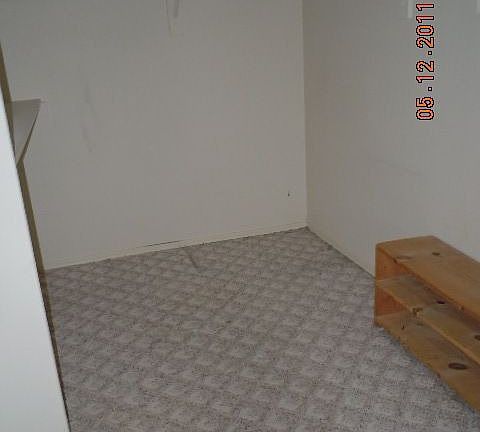 4th image of 926 N Saint Elena St