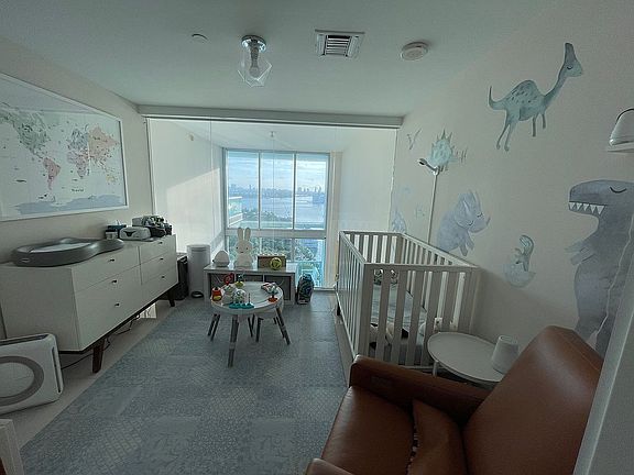 4th image of 900 Biscayne Blvd 1707 #1707
