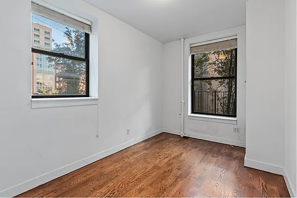 Rented by Douglas Elliman | media 4