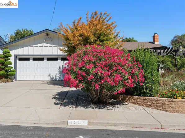 1302 Bay View Farm Rd, Pinole, CA 94564