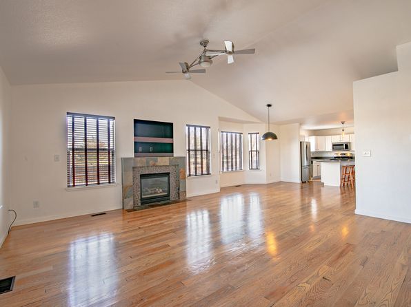 651 Bayberry Cir