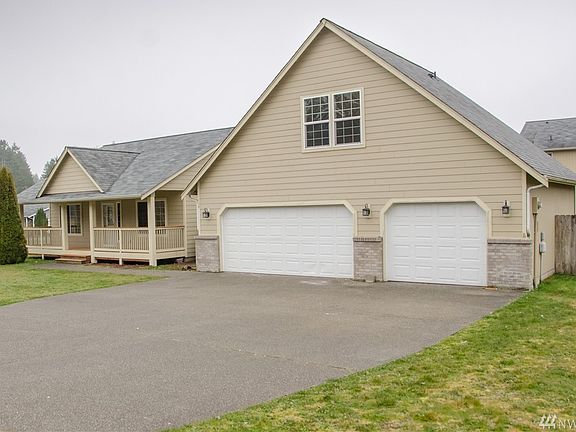 3rd image of 134 Summit Place Dr