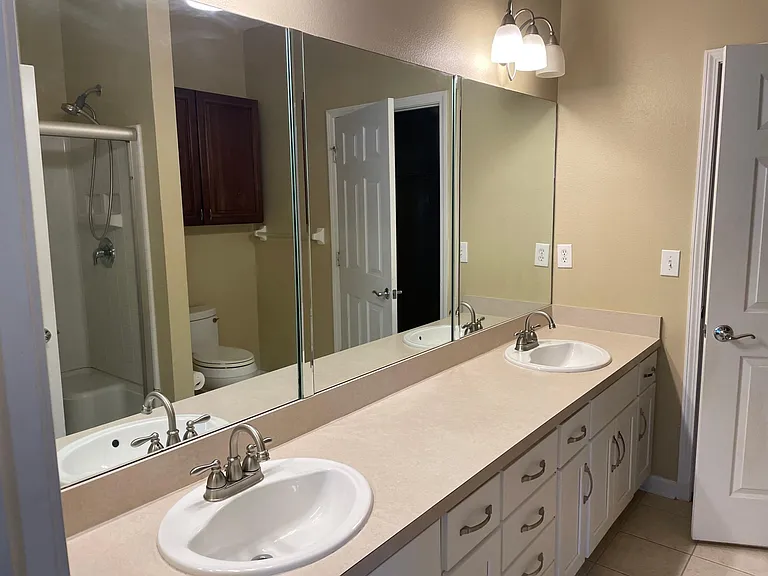 11251 Campfield Dr #1307 — Photo 7