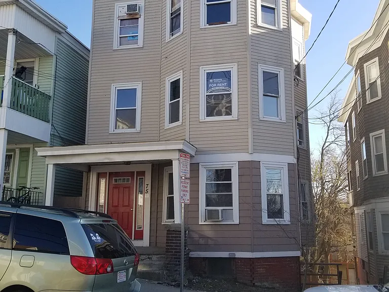 75 Bellingham St — Photo 2
