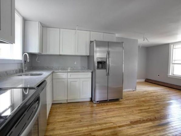 158 S Pleasant St #1
