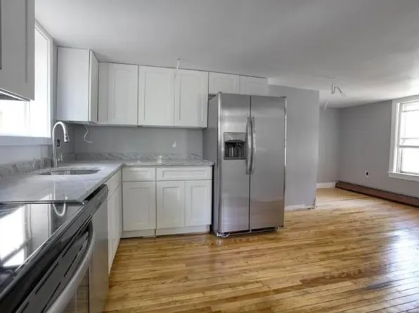 158 S Pleasant St #1, Haverhill, MA 01835