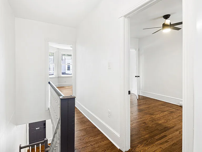 1329 S Lindenwood St — Photo 17