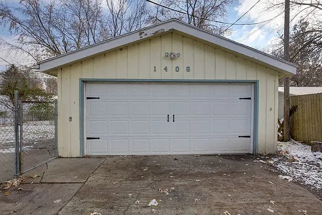 1406 Centennial Dr — Photo 19