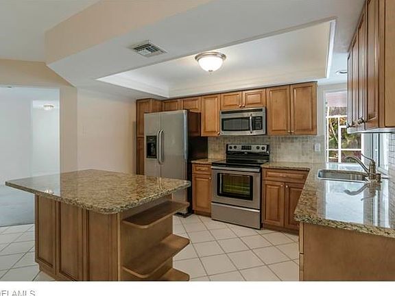 4th image of 9843 Treasure Cay Ln