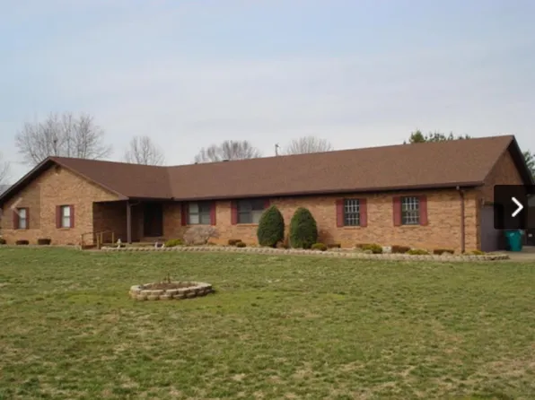 2915 Carriage Hill Dr, Bowling Green, KY 42104