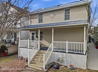 525 N Hyde Park Ave, Scranton, PA 18504