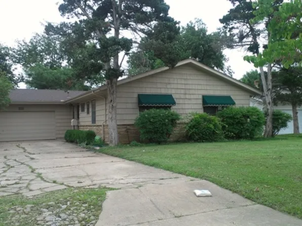 3805 E 32nd St, Tulsa, OK 74135