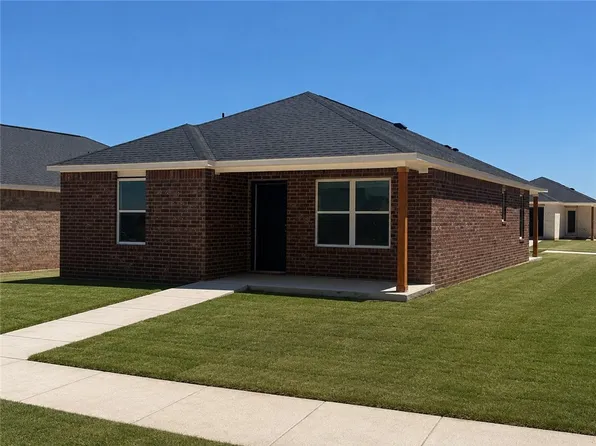 425 S Pitman St, Prairie Grove, AR 72753